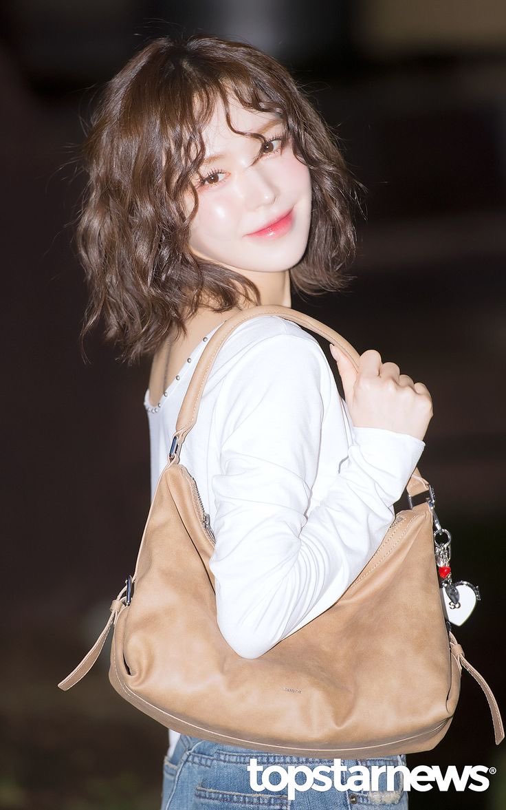 _wendy2I's tweet photo. くるくるウェンディちゃん大好き委員会委員長だから今日のビジュほんとに嬉しい https://t.co/RjSl0uqj2L