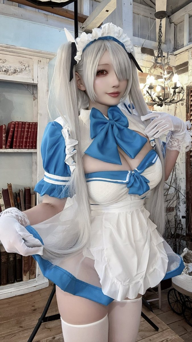 myksan1717's tweet photo. 初シンデレラしてきた〜🪞✨

#私の眼福お給仕NIKKEビキニメイド
#NIKKEcosplay https://t.co/G8PwmU26yY