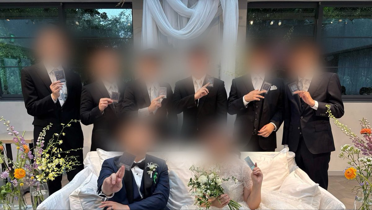Dtime_saumin's tweet photo. 台風直撃でしたが、無事に結婚式を終えることができました

Dtimeからもsauminオフからも来てもらえて、私は幸せ者です

これからも夫婦で好きなことを楽しくやっていければと思いますので、よろしくお願いいたします https://t.co/wgsaWgXA3Y