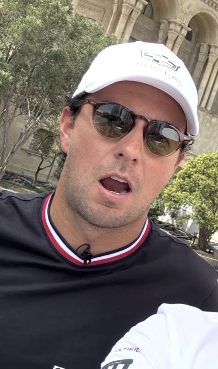 ma_fe79's tweet photo. Nuevo meme de Checo desbloqueado 

Pero la mirada perdida hahsjdjdh 

#AzerbaijanGP https://t.co/pOeKPS507W