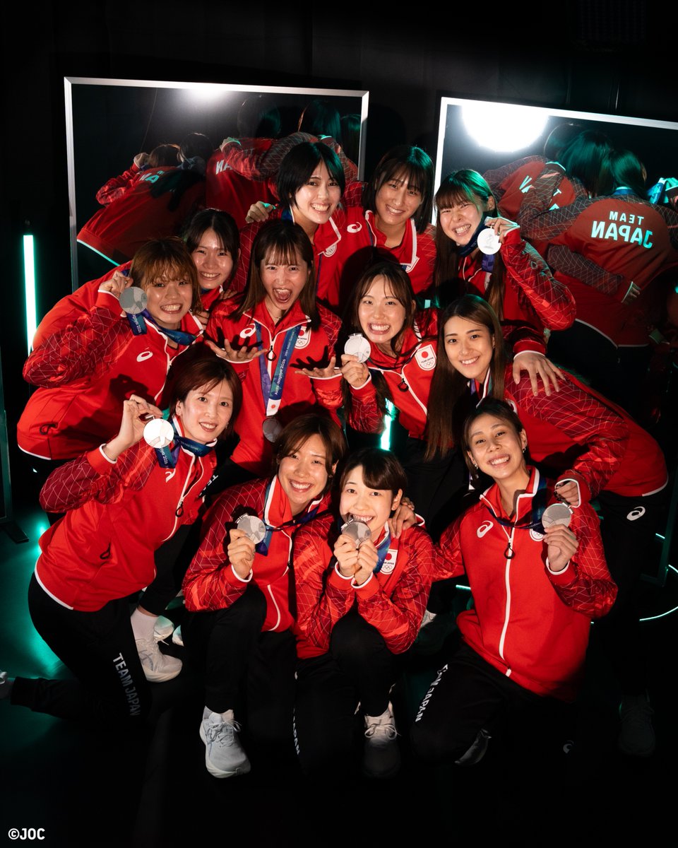 TeamJapan's tweet photo. Portrait📷

#愛知名古屋2026 🇯🇵
バレーボール 女子 #TEAMJAPAN

Another shot✨

@JVA_Volleyball
#ともに一歩踏み出す勇気を