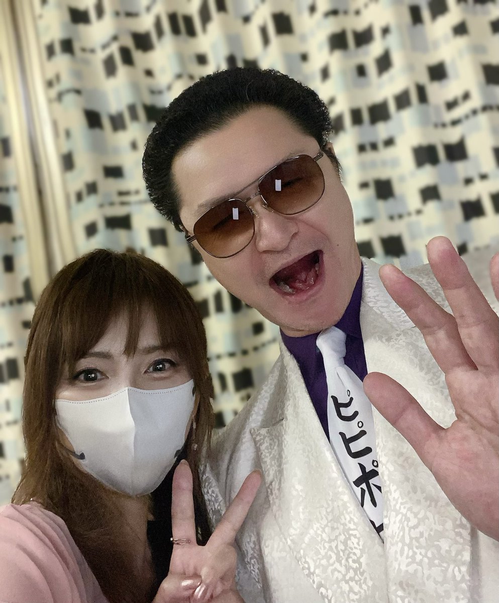 tomiokamiu's tweet photo. 本日はBluegreenがSTAR MUSIC LIVEに出演させていただき、ご関係者の皆様に心より御礼申し上げます✨️

今回、#鼠先輩 とご一緒させていただきましたが生歌を聴いて、やっぱり上手だなぁと思いました😊
楽屋で色々お話もして、代表曲｢六本木～GIROPPN～｣から18年も経ったことに驚きました！😄

#ぶるぐり #八千代アイドル