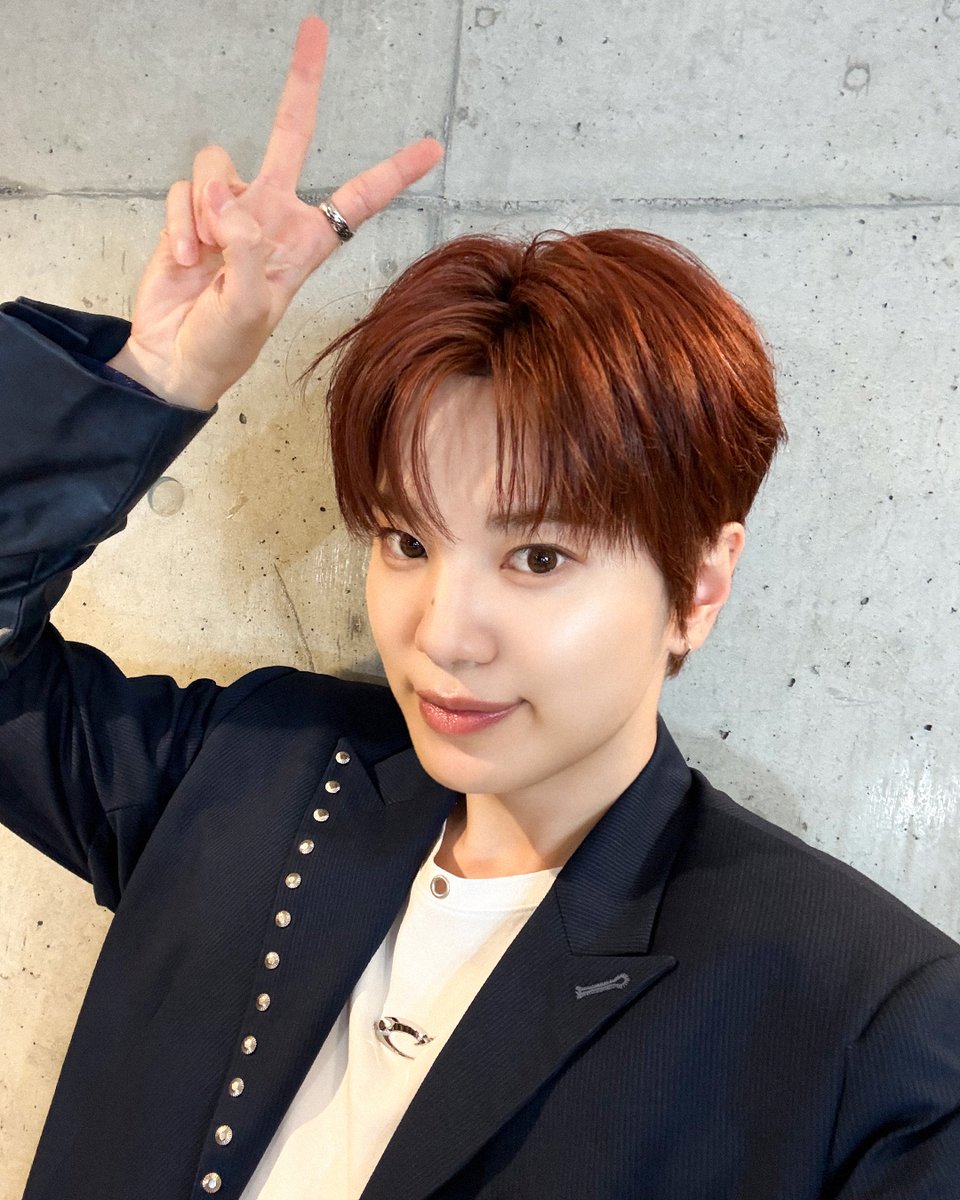 seongjong_offcl's tweet photo. 2026 INFINITE FANMEETING
무한대집회Ⅴ in #TOKYO DAY 2

ここまで一緒に歩いてきた時間を力にして、
僕はこれからも少しずつ進んでいくよ✨

本当にありがとう、INSPIRIT💛

#LEESEONGJONG #이성종
#INFINITE #인피니트
#무한대집회5 #INFINITERALLY5 https://t.co/3HomKL5guh