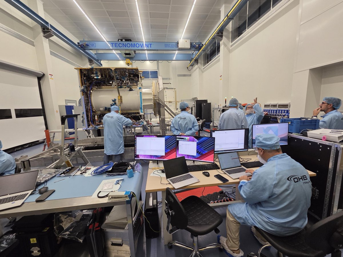 esaoperations's tweet photo. The ESA-JAXA Ramses planetary defence spacecraft has been turned on for the first time by its prime contractor @OHB_SE in Italy – marking a major milestone in its time-critical development schedule: https://t.co/pnqsYvrOeu https://t.co/BZuVv4qPlm