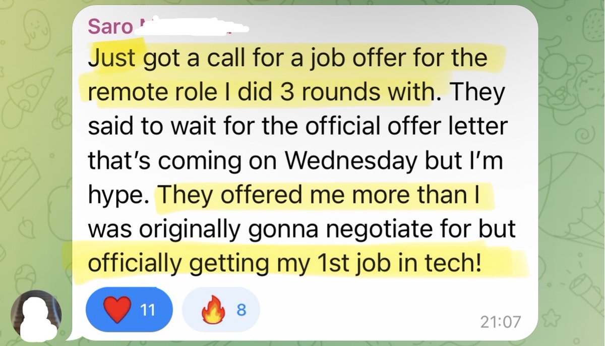 SymoneBeez's tweet photo. Unpopular opinion: You don’t need any experience in tech to land a remote job.

I’ve helped multiple people land remote tech offers with only 1 certification.

Here’s my 90-day framework to position yourself for remote tech jobs in 2026: https://t.co/JMJHW3tHC3