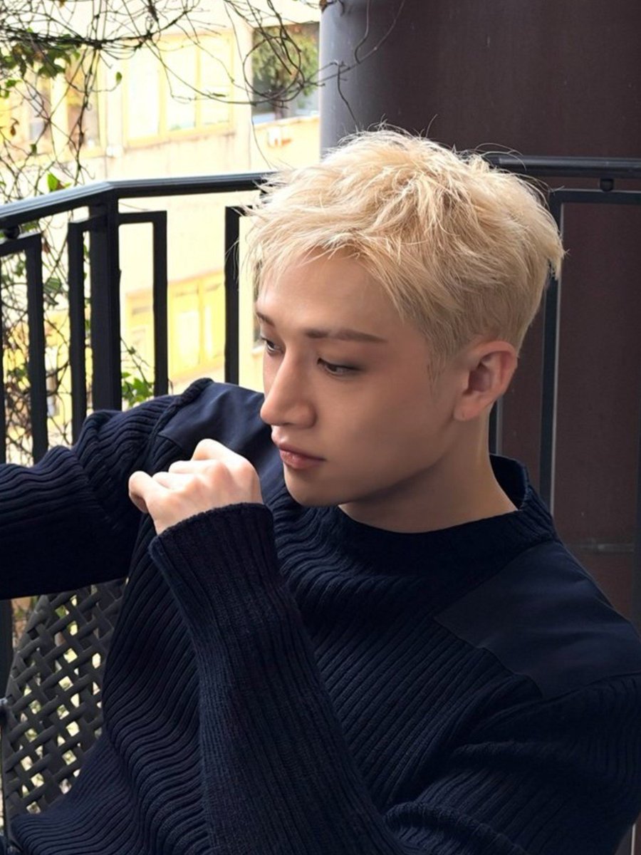 s_ol_tay's tweet photo. 콧대... 진짜 문화유산🫠 https://t.co/E5bgNwI1Wx