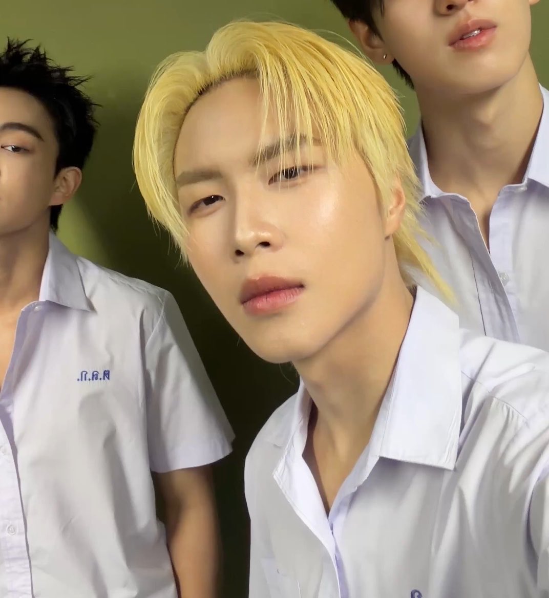 gimmethatqt's tweet photo. เชรดดดดด เซนเตอร์chest voiceหล่อว่ะ ❤️‍🔥❤️‍🔥❤️‍🔥 https://t.co/dVZ48MHEWe