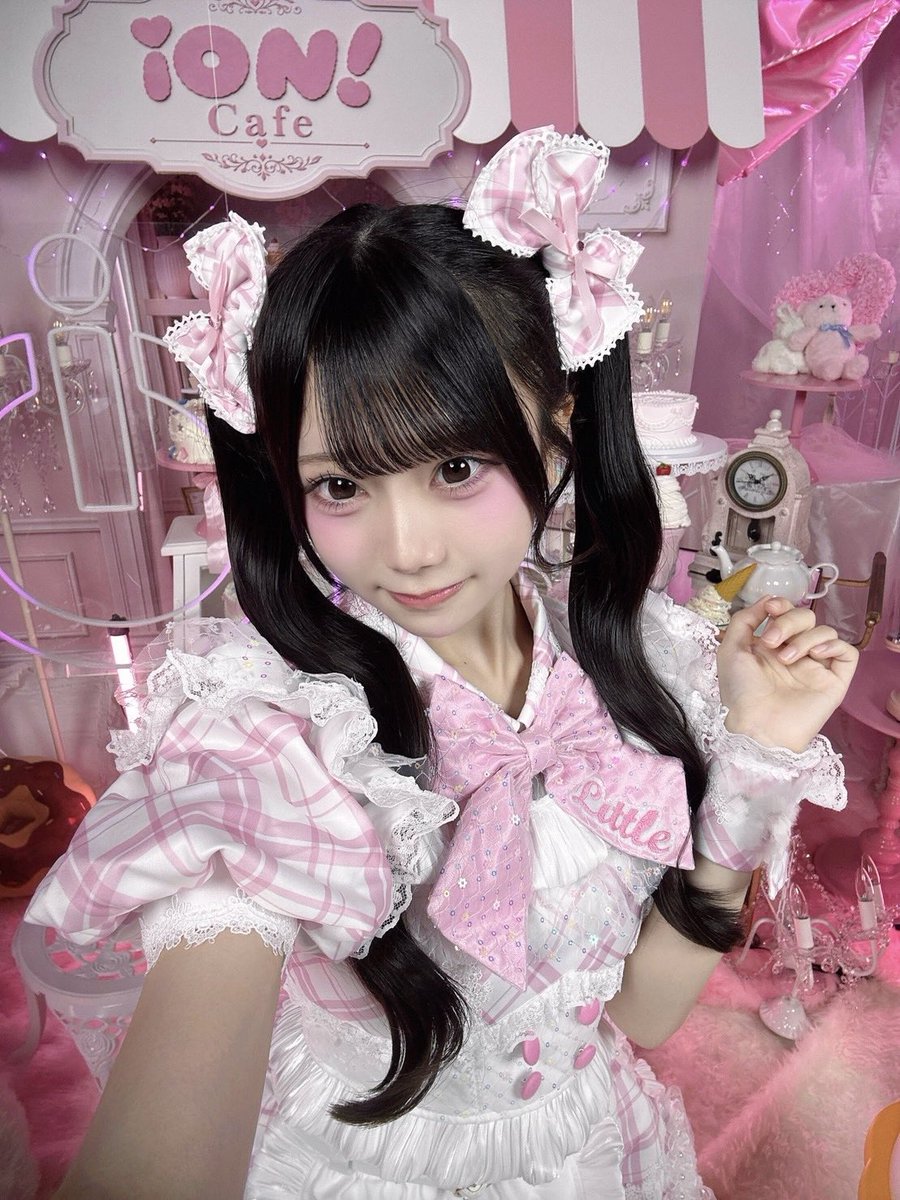 iON_little_'s tweet photo. はじめまして！
iON! 新メンバーになりました♡

最年少 ピンク色担当の小雛りとるです🩷

ずっと夢見てたアイドルを憧れのグループで出来ることがとても嬉しいです。
これからiON!のメンバーとして、精一杯頑張っていきます。

よろしくお願いします！ https://t.co/FMPm2KhijT