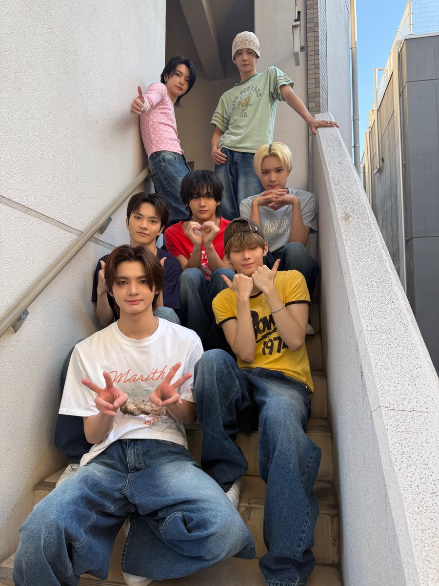 aoen_official's tweet photo. 💙#aoen日和📷☀️260923
🗾日本全国47都道府県ツアー🗾
『aoen LIVE TOUR 2026 ～青のはじまり 47+1～』
岡山公演ありがとうございました！

ツアー29日目！岡山はでぇれぇおもしろくて、でぇれぇ嬉しかったで！
ぼっけぇええ景色見せてくれて、ありがとうなぁ💙

🎫チケットのご購入はこちら
https://t.co/jYmtRQj3b3

#aoen #アオエン
#aoen_青のはじまり