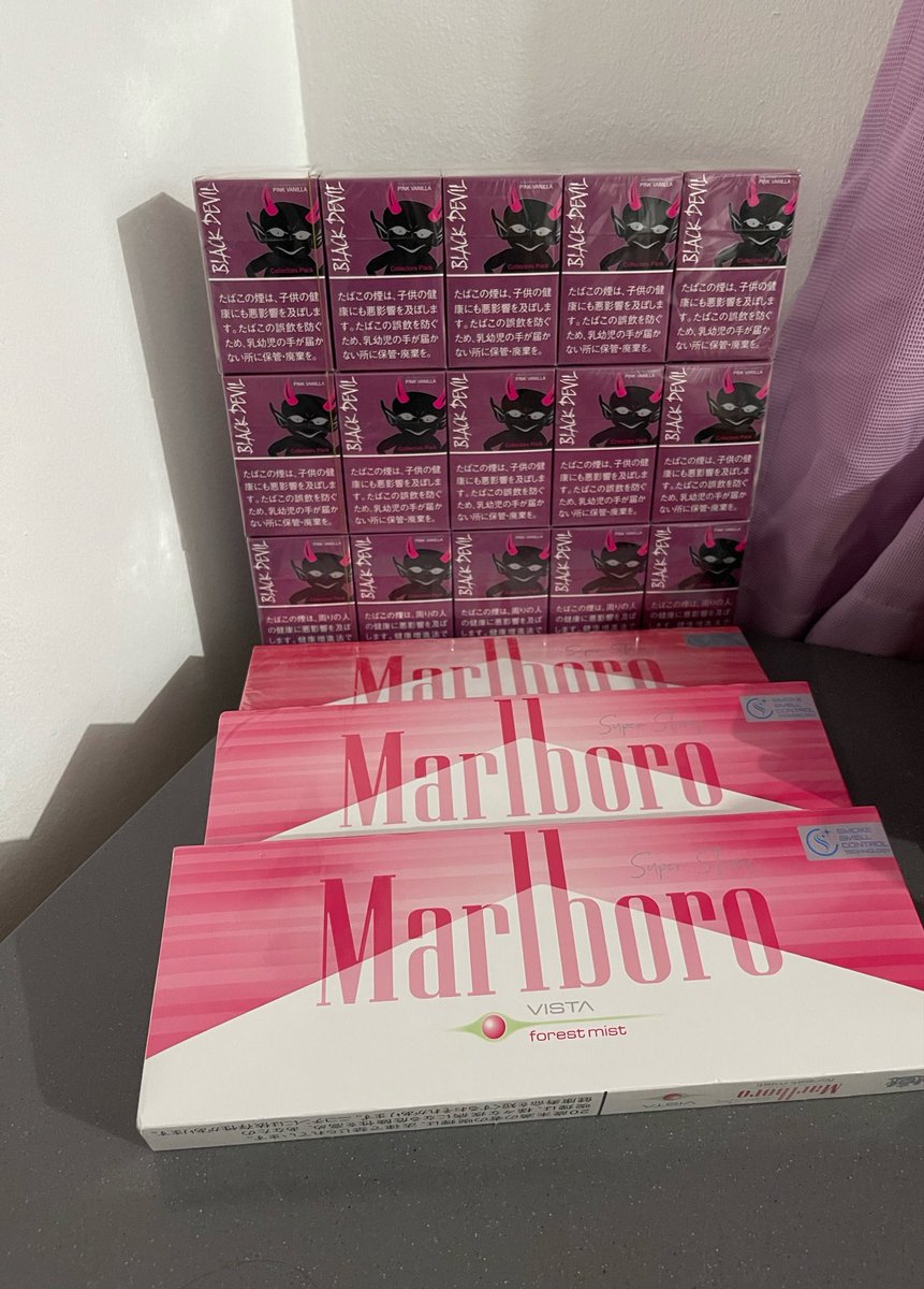 cigzsevn's tweet photo. pink cigs 🔛🔝 https://t.co/ZzdQiiArI1