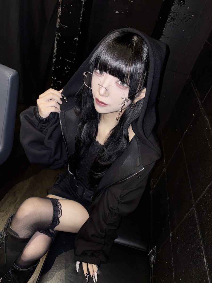 y_lozq's tweet photo. ニーハイ🖤 https://t.co/9EXxt1Eqft