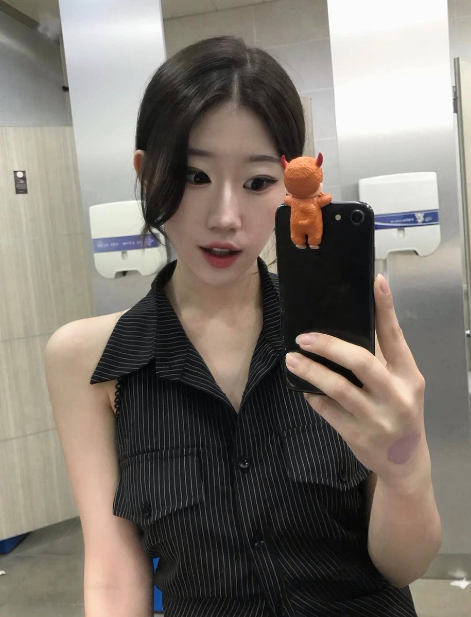 jiin9876's tweet photo. 김소리 04 https://t.co/UyyvTZKJdV