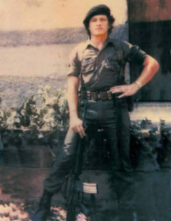 HistoriasAl_SV's tweet photo. 23/09/1983. Filadelfio Pereira “Chele Will”. Mando de la Brigada Rafael Arce Zablah (BRAZ ERP-PRS /FMLN). Cae combatiendo en la toma y aniquilamiento de un puesto de la extinta Guardia Nacional (GN) en Intipucá, La Unión. https://t.co/WyLZT9vagw