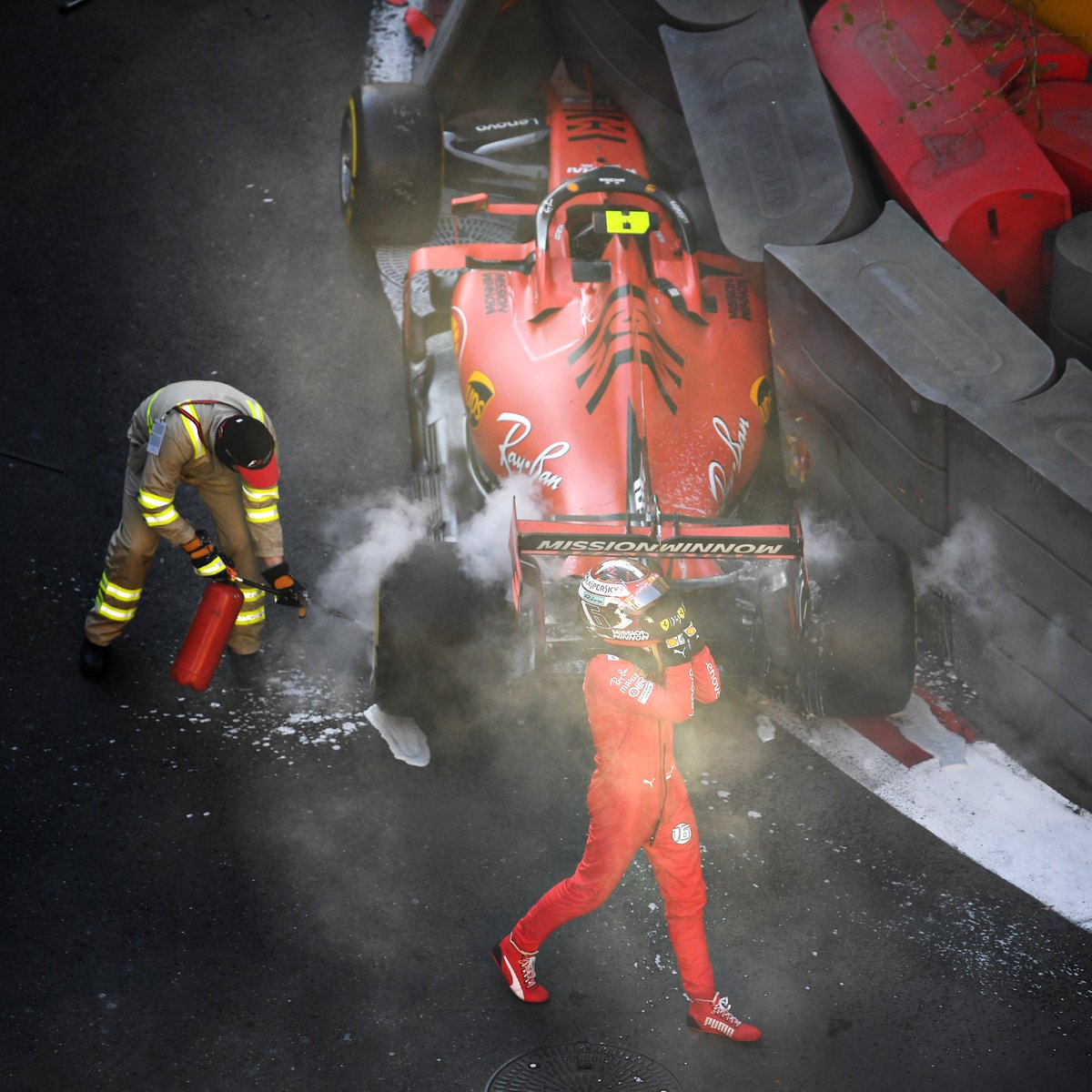 F1's tweet photo. Highs and lows 😃😖

Baku has always produced some dramatic twists and turns 😮

#F1 #AzerbaijanGP https://t.co/KKskcDuvOK