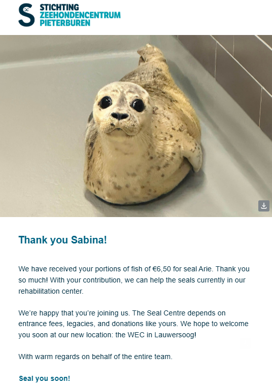 SabinaStrn78937's tweet photo. Enjoy your meal, Arie and Kobi. 🐟🦭🐟🦭🐟 https://t.co/RWlHQHJCug