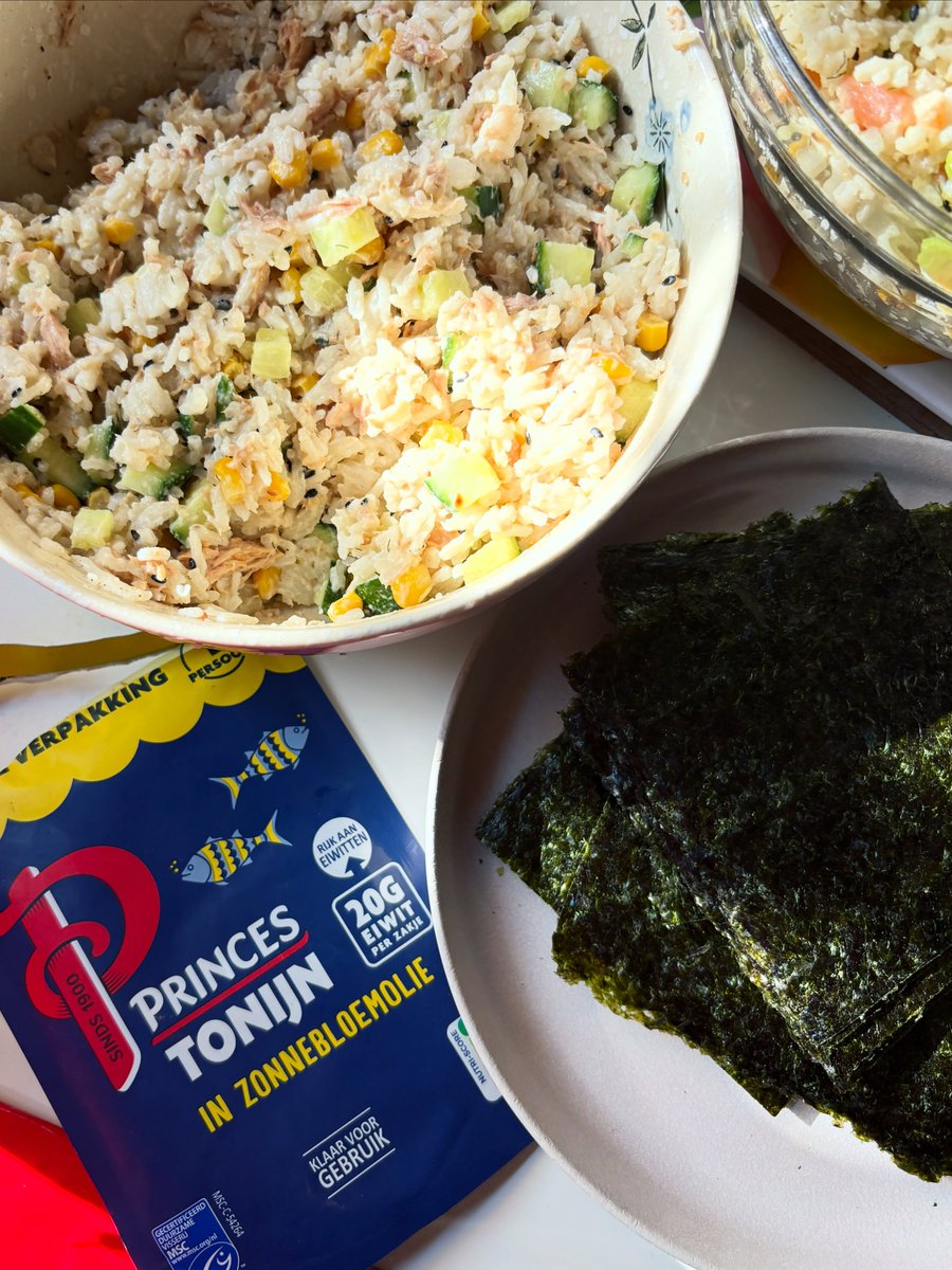 CarleneAndemda's tweet photo. Summer comfort food

When it’s hot, my cravings and motivation to cook change—meaning I barely feel like cooking. This fresh recipe is perfect: two bowls of flavorful rice salad with crispy nori to fill. No hours spent making sushi, just the same https://t.co/T84mlz5g1f