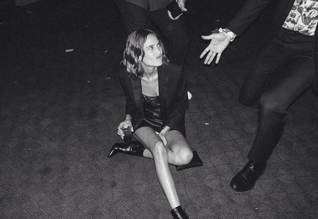 ifuliedownhere's tweet photo. The og rockstar gf https://t.co/6RYRvLbuG0
