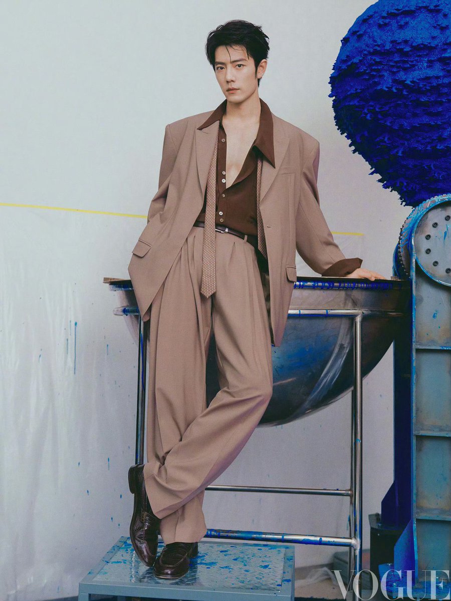 MaeW_Mon9's tweet photo. 🙇🏻‍♀️ ป้ายยา 🙇🏻‍♀️❕พรีออเดอร์❕
🌷 VOGUE (Xiao Zhan) 🌷

:. ฉบับเดือน ตุลาคม 2026 .:

🛍️ : https://t.co/JiBpHO88R0
by : TATATORUKI

#ตลาดนัดเซียวจ้าน #XiaoZhan #เซียวจ้าน https://t.co/WnBbhLoqMT