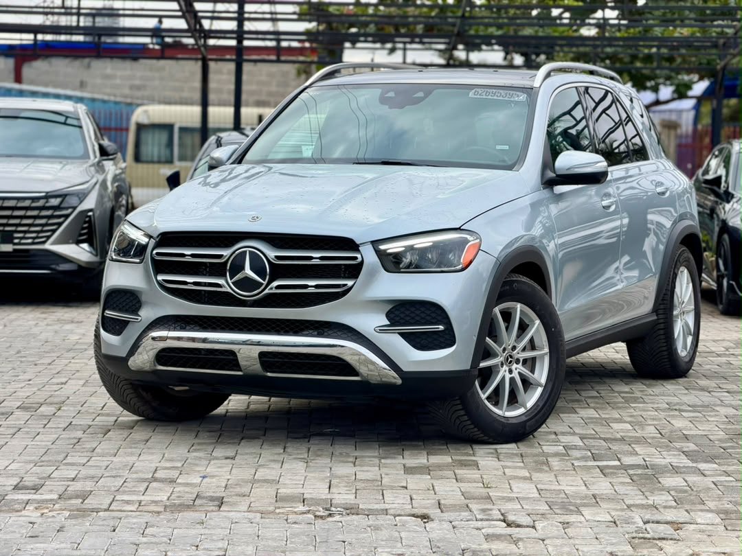 MunchOnWheelss's tweet photo. 🔥 2025 GLE350 https://t.co/JwvMfiUdpI