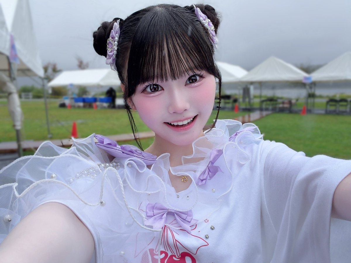 Aivery_ai's tweet photo. SPARK 2026ありがとうございました🪼ﾟ⋆˙⟡
雨の中だったけど沢山来てくださりありがとう(´•̥ω•̥｀)みんなで盛り上がれてとっても嬉しかった☺️みんなと作る初めての夏の思い出🏖♡❣️
花火も楽しかったなあ🎇
今日は寒かったと思うので、暖かくしてたくさん寝てね〜(⸝⸝o̴̶̷᷄ o̴̶̷̥᷅⸝⸝) https://t.co/s0PM1kPE1K