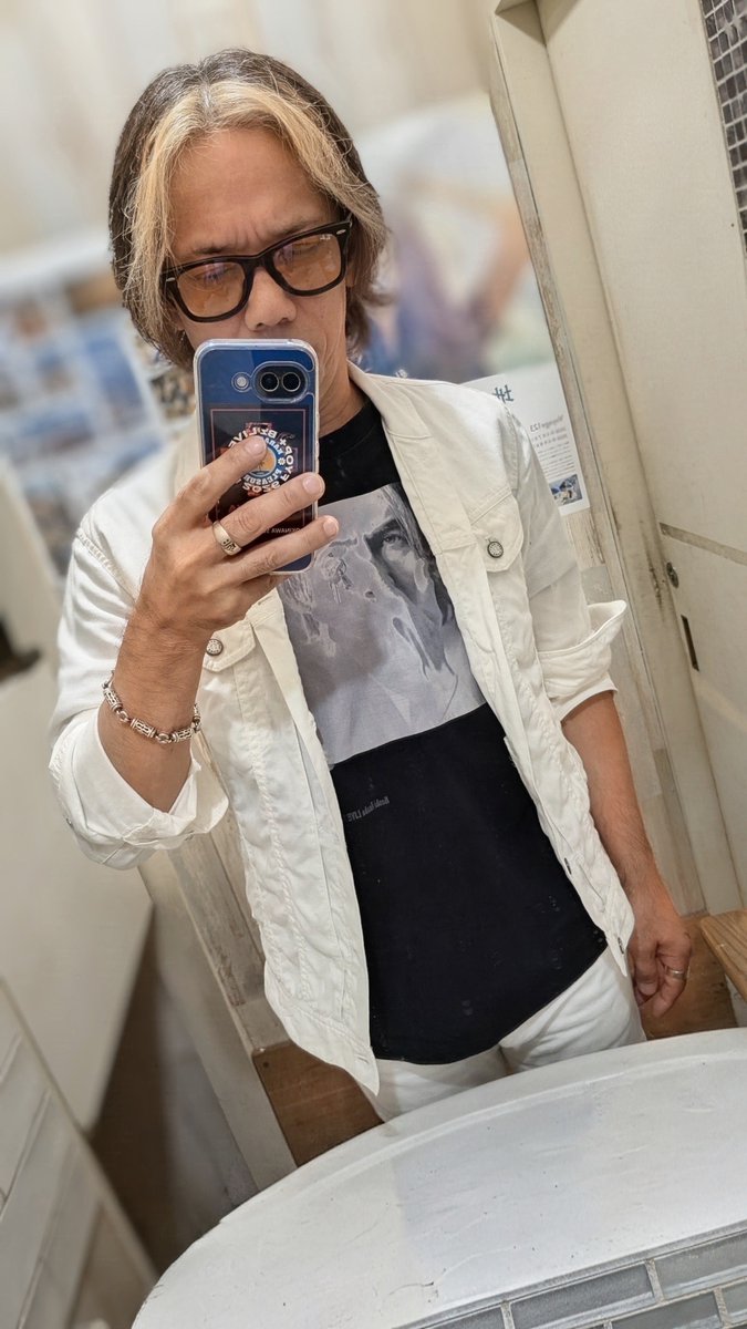 navoruk's tweet photo. 今日は特別な日なので
使ってみた🤘
#セルジュルタンス
#ボディーローション https://t.co/4HZwEkkeFN