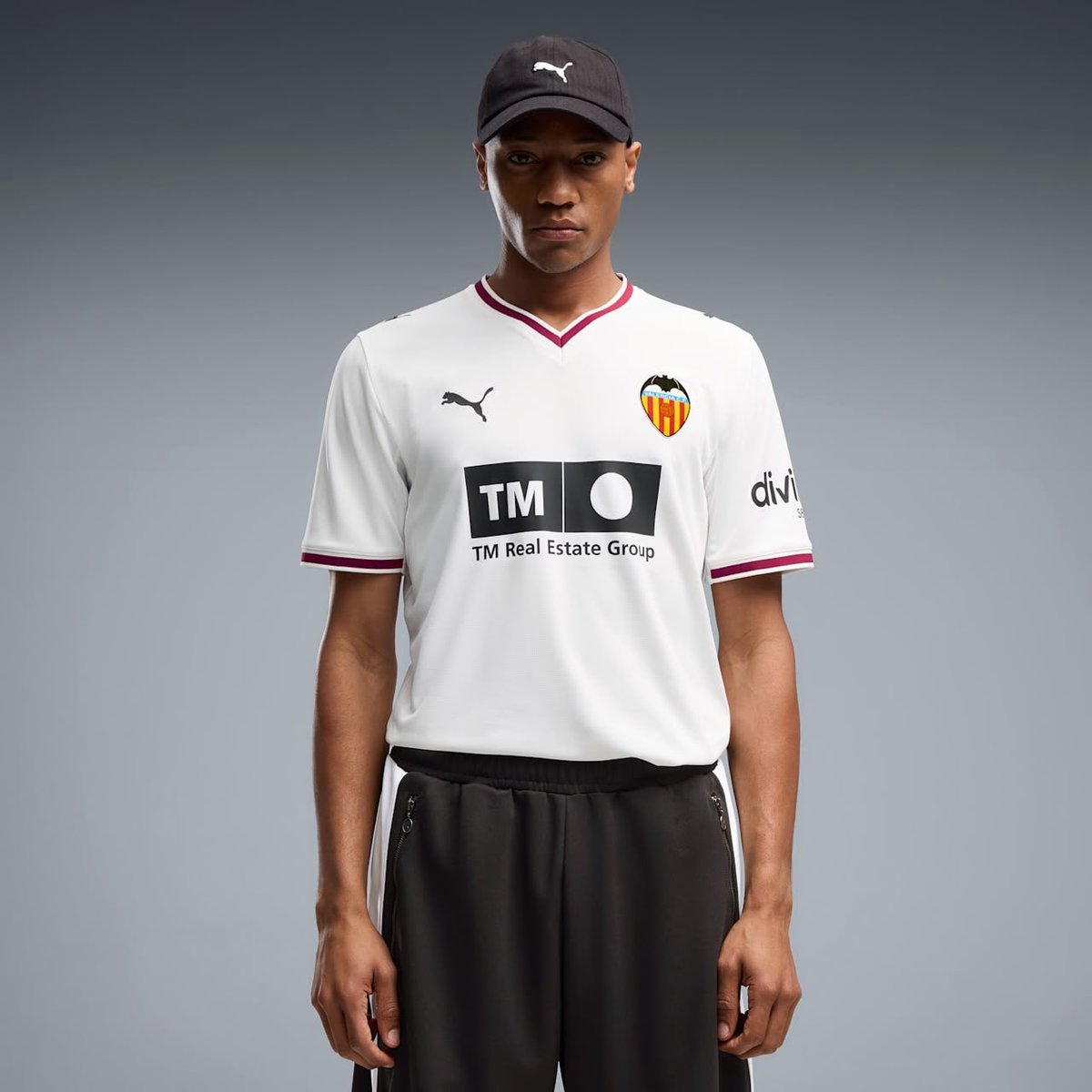 ConcheloJerseys's tweet photo. Jersey available 

20k https://t.co/MtBsdXdPzD