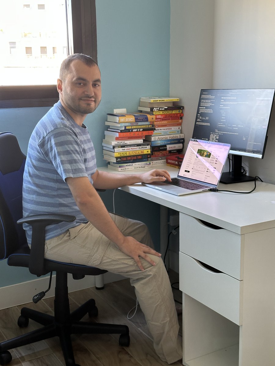 acadictive's tweet photo. 1.5 years ago, I left my 9–5 job after 14 years in corporate.

Since then:
❌ 3 MVPs failed
❌ $0 monthly income
❌ ~$200/month tool costs

Still, the learning I gained and the audience I built are priceless.

Not there yet. Not going back.

Saving this tweet for the future. https://t.co/2fwPiMInU0