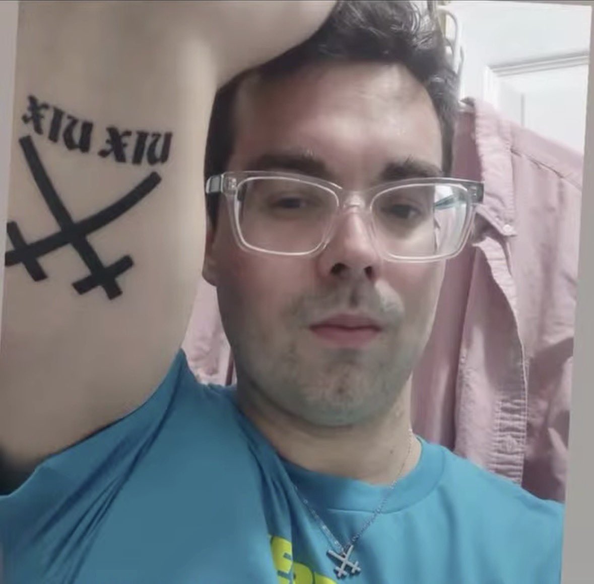 xiuxiu4deth's tweet photo. The Xiu Xiu community’s biggest shame is that the Safe Sleazy Asian Fetishizer Nazi guy is also a fan of them 💔I almost forgot about this https://t.co/ZeWSaw1WkO