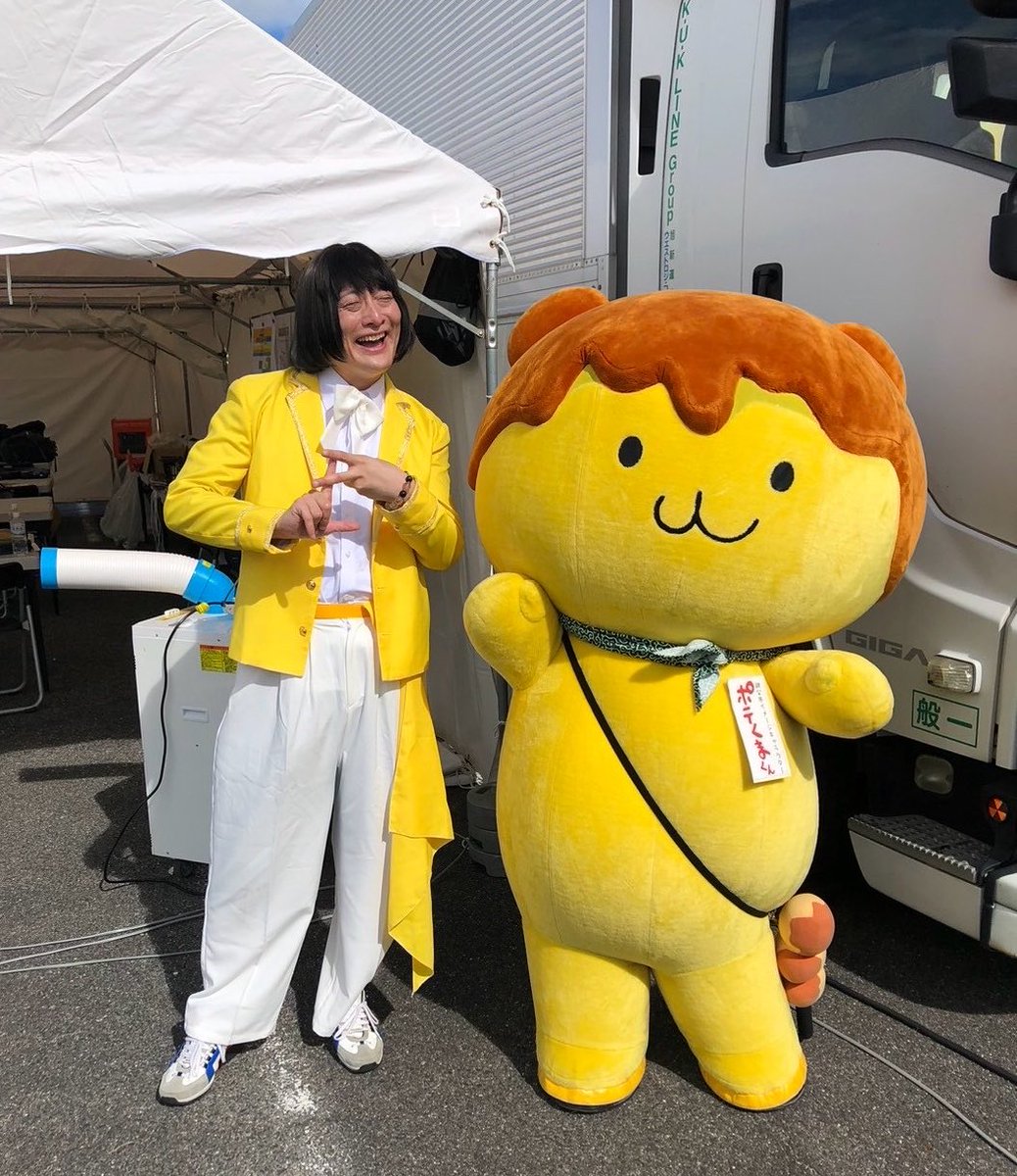 potekuma_kun_'s tweet photo. 初参戦の #フェストイナズマ2026 が楽しすぎた‼︎キャラさんもスタッフさんもそして来場してる皆さん全員がとてもやさしくて思い出に残る1日になったよ💕ホントいいイベントや〜滋賀県いいとこや〜💕
そしてモナキの「おおヨネ」さんとパチリ📸イヤ「JP」さんでした😳
#初の関西はいい思い出 https://t.co/SidJvAnbR5