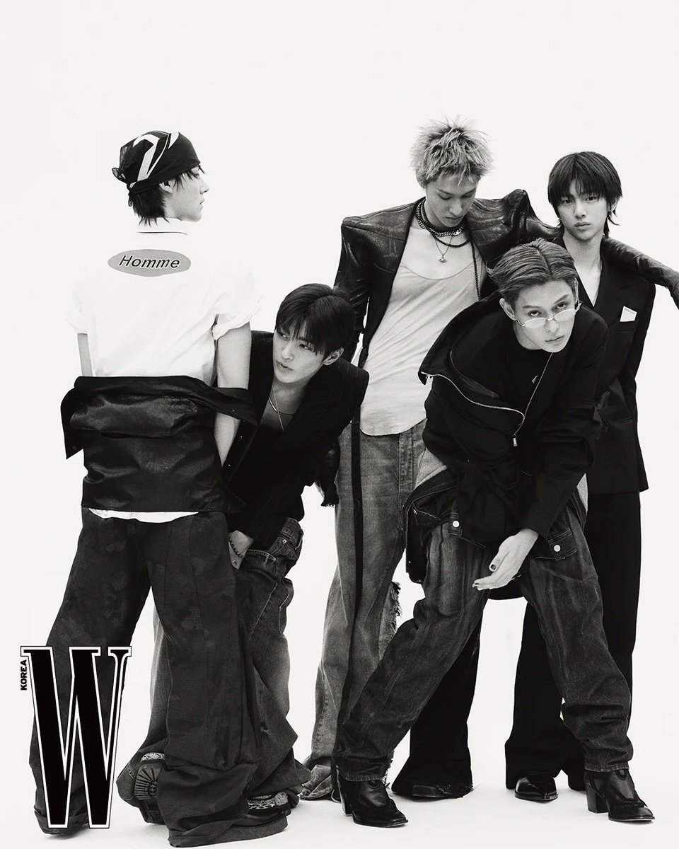 cortis_zip's tweet photo. this photoshoot was released one year ago????? time flies so fast 😭😭😭 https://t.co/1rwRteg3OX