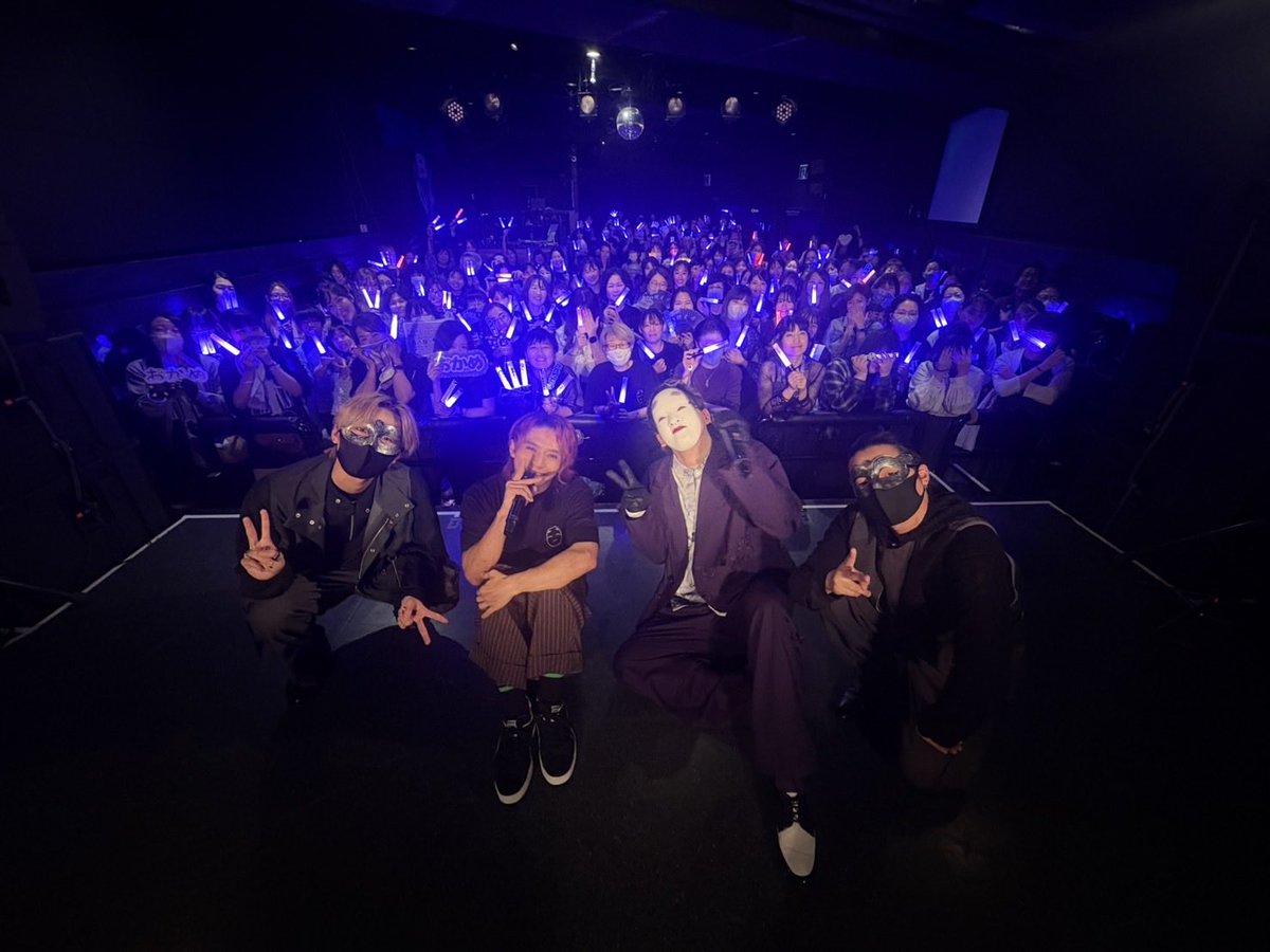Okame_2_Hisense's tweet photo. おかめワンマンLIVE - TOUR EDITION「Back to you」名古屋1部2部ありがとうございました🙌

スペシャルゲストでHIDEくんとダンサーズ2人が来てくれました！！🕺

本当に最高のツアースタートでした…✨

ツアーの不安吹っ飛び！めちゃくちゃ楽しかった‼️

次は、10/24大阪公演！

まだまだいくぜ！

#おかめバックトゥーユー
