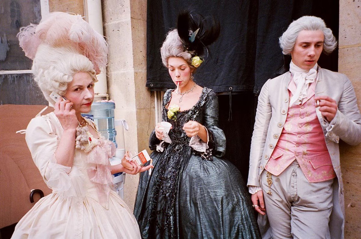 fallcharm's tweet photo. 20 years of marie antoinette https://t.co/9QiubRZ3v9