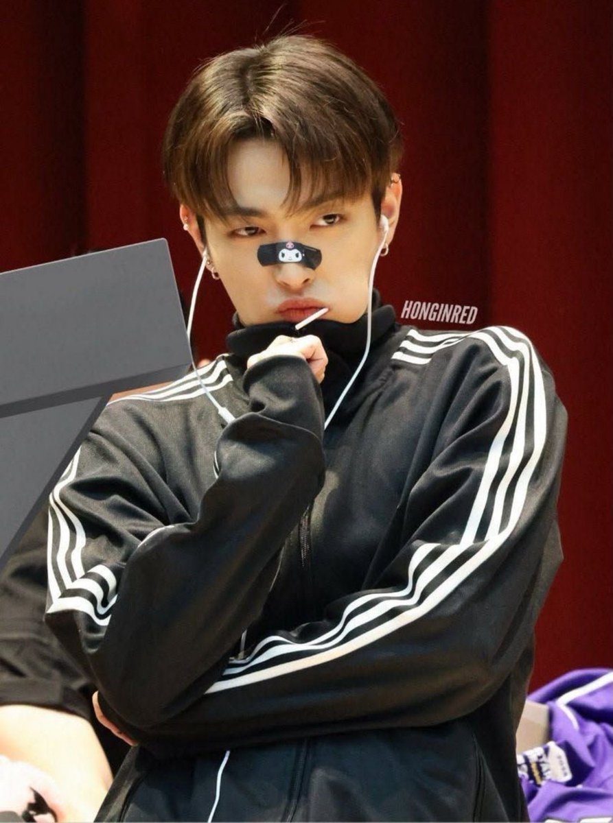 orbitteez's tweet photo. if i had a nickel for everytime a rapper i liked was ass at cooking. i Swear to God. 

#LOONA #ATEEZ #GOWON #HONGJOONG https://t.co/vmO9eirtC9
