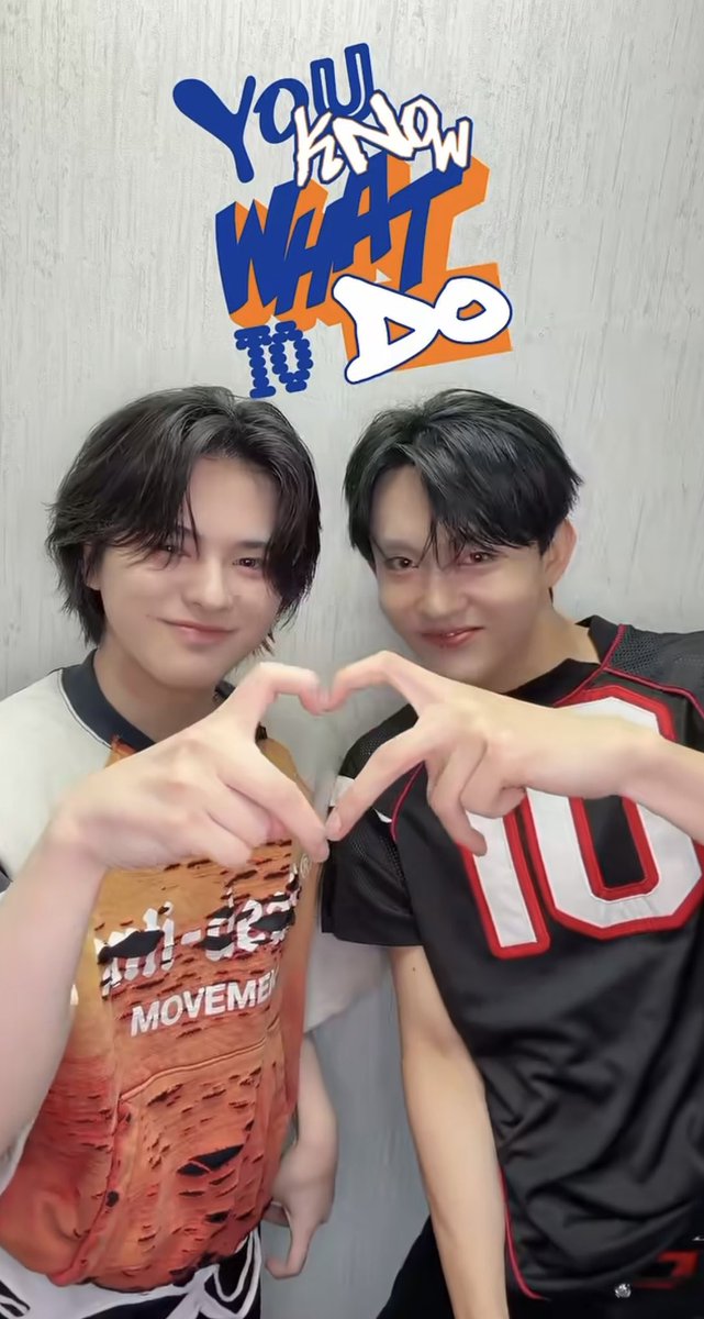 jin_luv7's tweet photo. たじん😻❣️
迅くん逆の手でもハート作っちゃってて
非常にかわいいWWWWWW✨✨ https://t.co/e4sC9Bjb9Y