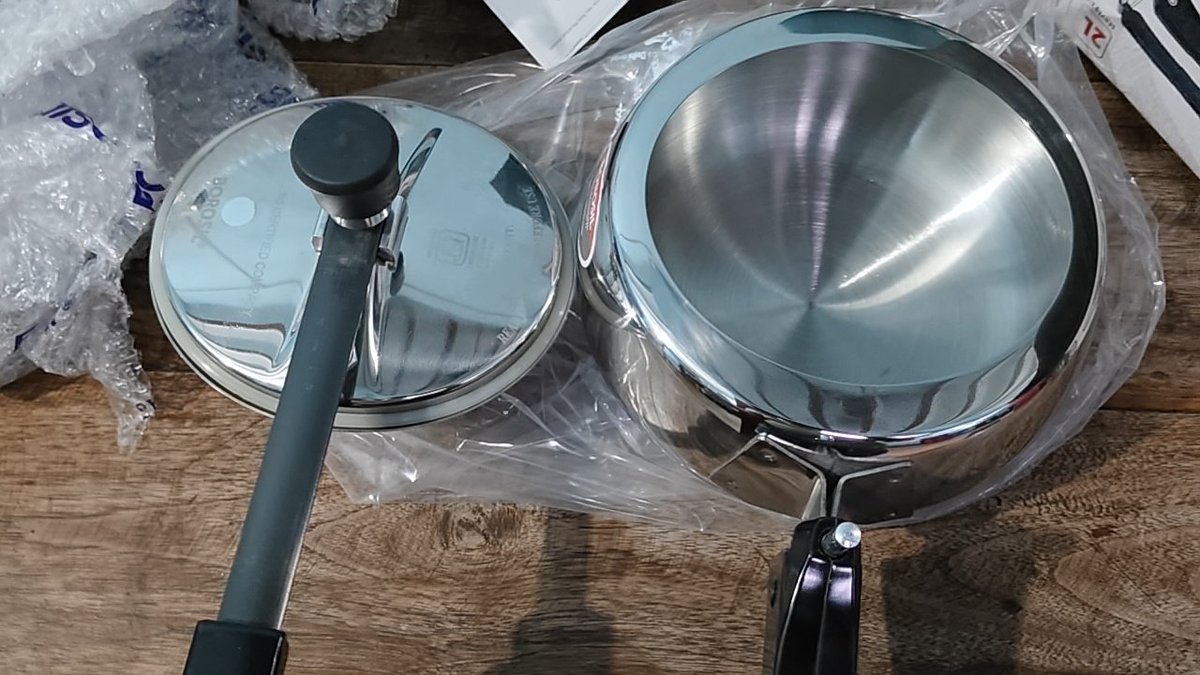 Harshit01001's tweet photo. Thank you Borosil for the replacement of cooker,it was a smooth process of replacement much appreciated service..
@Borosil https://t.co/77YvmgeDm9