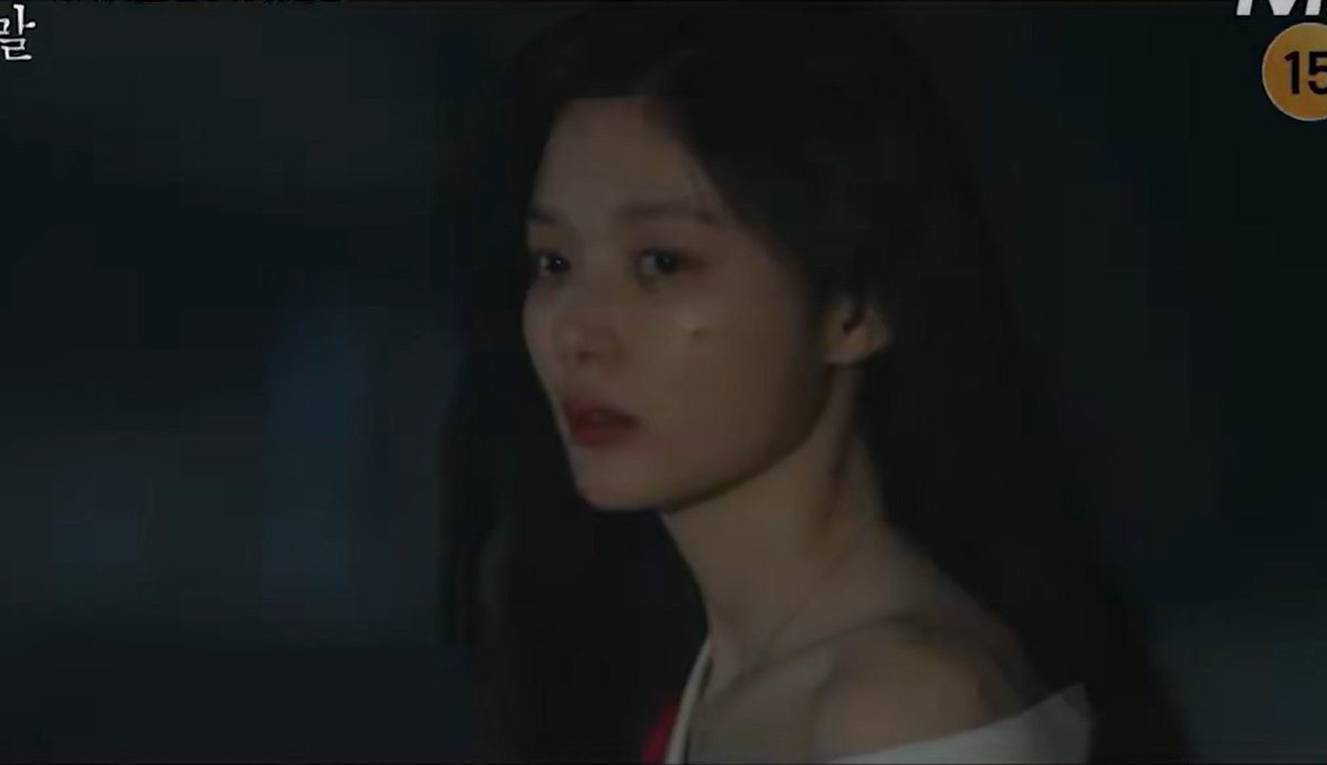 eonnieyou's tweet photo. MOTHER IM SO SCARED https://t.co/bscSi8nAjf