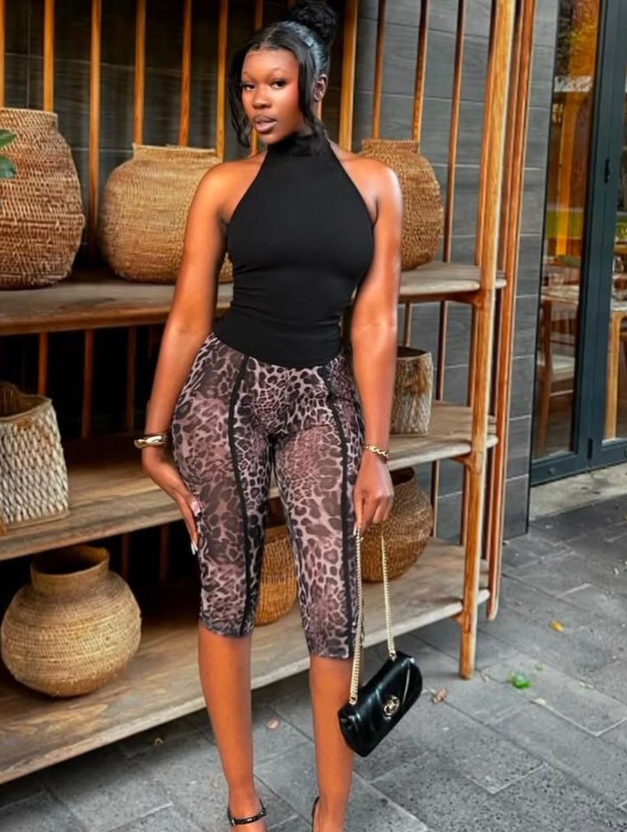 TheaSaucetdd4's tweet photo. New Capri Leggings

Sizes: S, M, L, XL, 2XL, 3XL 
Price: 35, 000 TSH 
Material: High quality 
Color: Leopard print 
Location: Aggey na Msimbazi, Kariakoo 
Contact: 0718805932 https://t.co/lberrIykRH