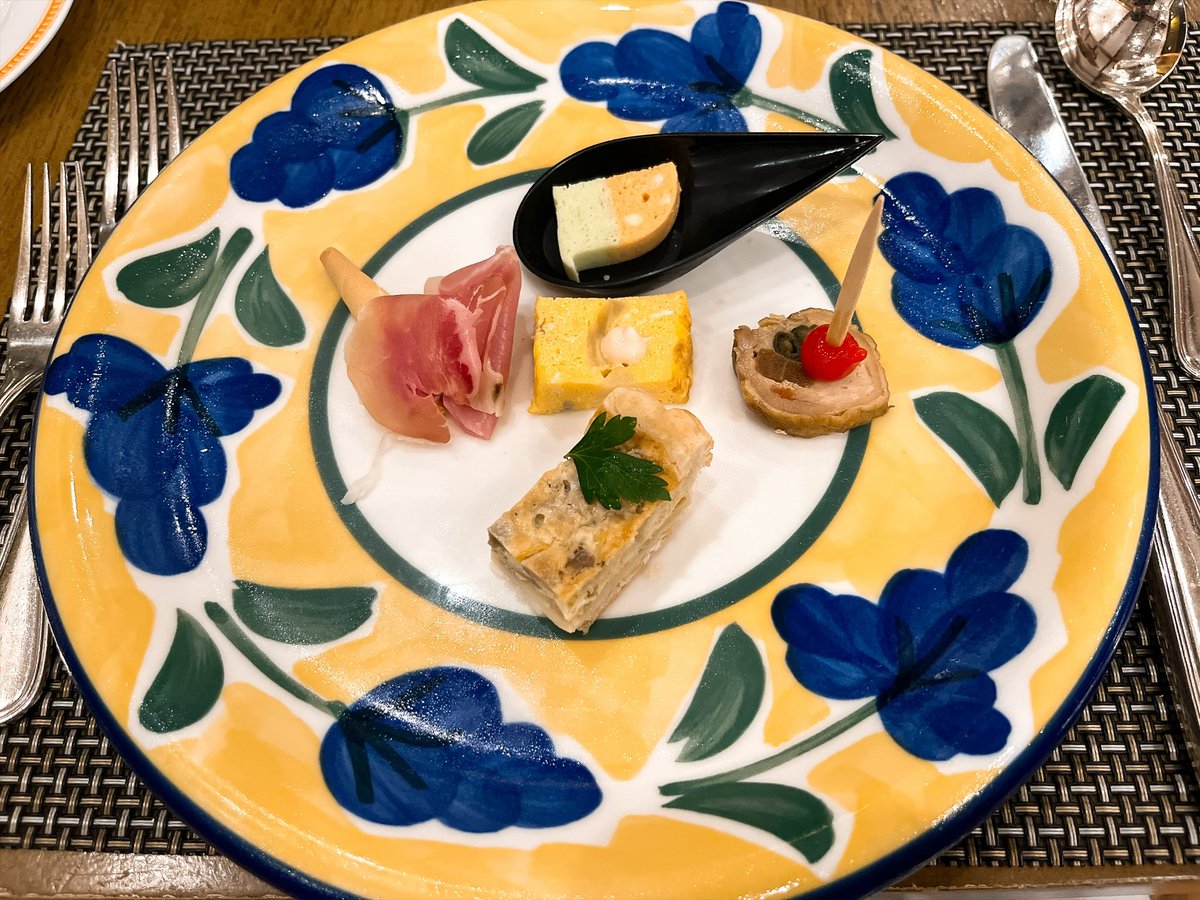 nwozou93's tweet photo. ホテル志摩スペイン村で優勝しました https://t.co/cEA3TsF0ci