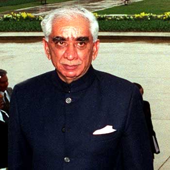 SiddharthKG7's tweet photo. Jaswant Singh Rathore.

In IC 814 plane hijacking, he showed the courage to go to all the way to Kandahar to free the hostages when Intelligence agencies wanted a senior minister to be present for quick decision on the spot.

The intel was there that terrorists wanted to do something even after releasing hostages as world was entering new millennium & they wanted to “celebrate”. 

Jaswant Singh went nevertheless. I cannot imagine any other minister who would have volunteered to go in Taliban territory to be amongst those terrorists.

Jaswant Singh wrote many amazing books, did military service, always said what he felt.

On 27 September, it is his death anniversary.
One of the bravest men to be the cabinet minister. 🙏