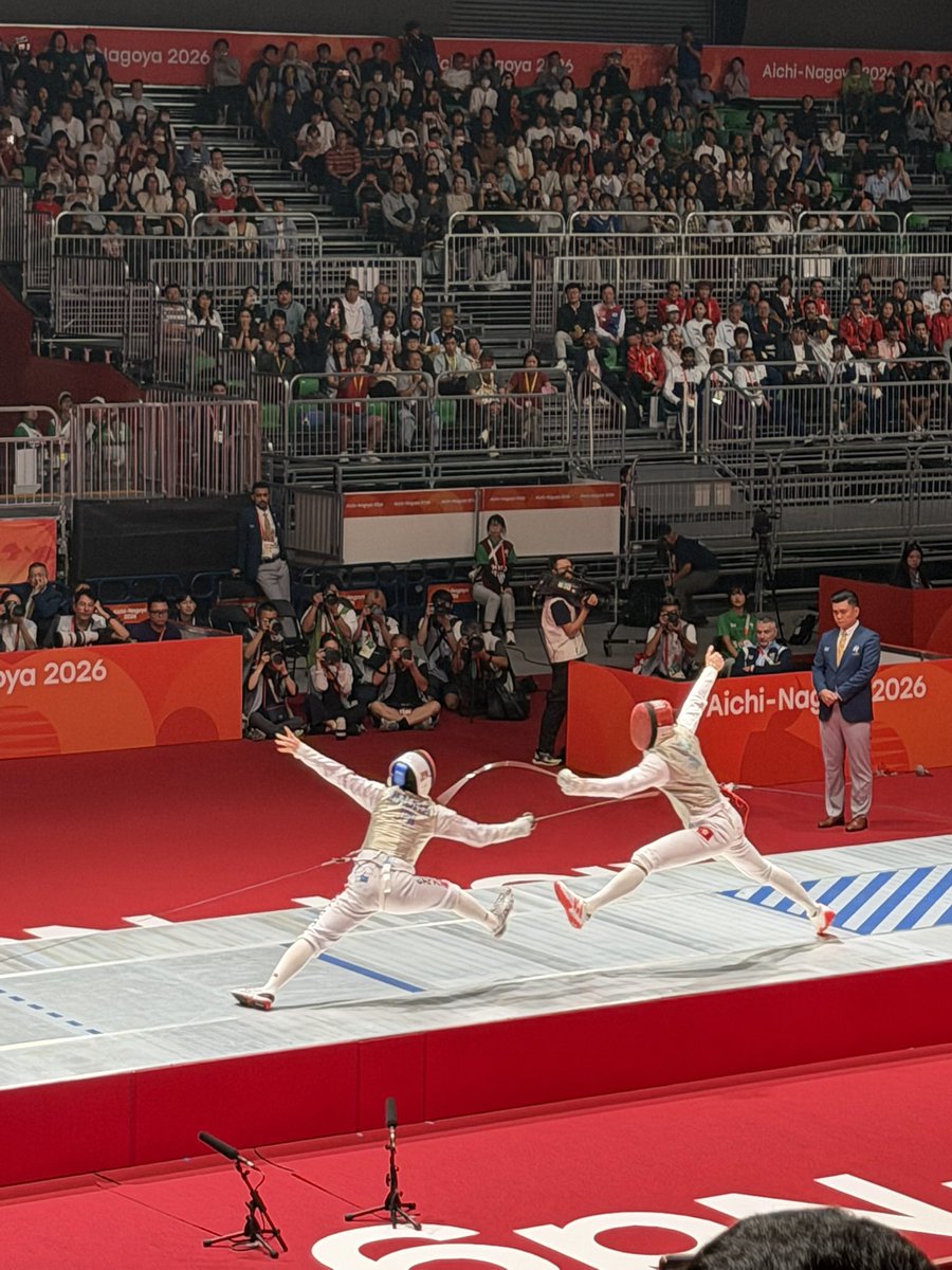 watanabegorilla's tweet photo. 9.22アジア大会2026愛知・名古屋フェンシング競技DAY1／男子フルーレ、女子エペのMC🤺
チームムードメーカーとして担当させて頂きました🎤
ゲストに高校時代、日本代表経験もある俳優の西垣匠さん✨
初日から日本代表・飯村一輝選手が金メダルという嬉しいニュースも🥇
会場も盛り上がってます📣 https://t.co/SV0vhzxTja