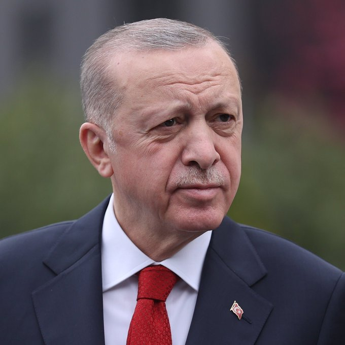 bpthaber's tweet photo. Adalet Bakanı Akın Gürlek: "Sayın Cumhurbaşkanımız fon soruşturmasını yakından takip ediyor." https://t.co/n9yaERQeoH