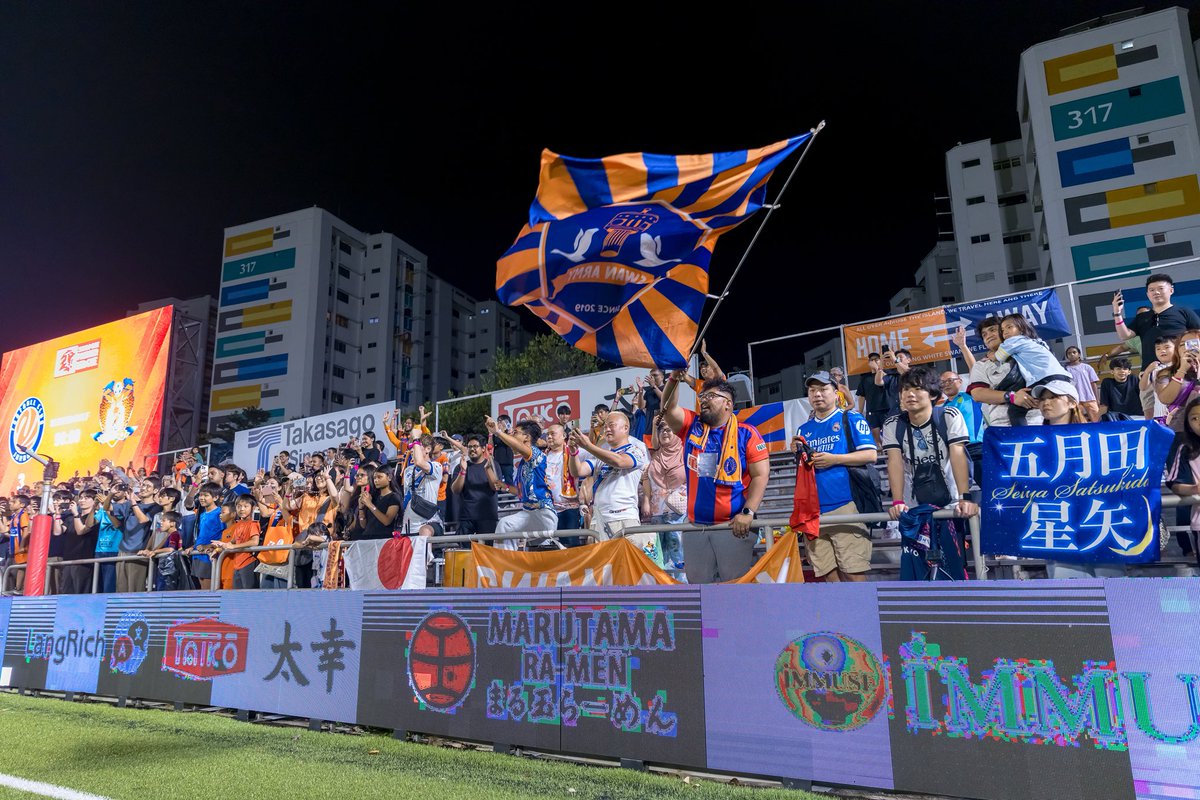 satsukida0418's tweet photo. SPL1第2節
VS Hougang United FC
3-0 win
ホーム開幕戦スタジアム満員の中で勝利する事ができて良かったです!
自分達がチャンピオンになる事を考えるまだまだ課題があるので、常に向き合いながら成長していきたいと思います!
#SPL1
#fcjurong
#五月田星矢
#7 https://t.co/rVBnK0hdkW