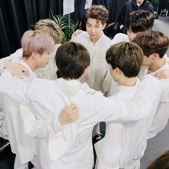 CharlesGeras's tweet photo. The key is that we must trust each other. Bangtan will keep their promise. They said we would grow old together. May Bangtan and ARMY stay healthy, live long, and be blessed. Let’s meet again after this long wait. https://t.co/5Lu8oIXiKK