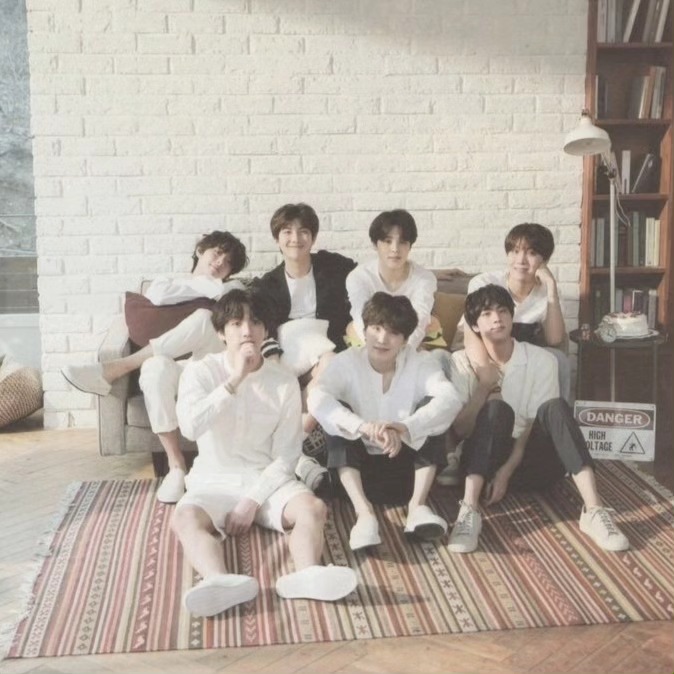 CharlesGeras's tweet photo. The key is that we must trust each other. Bangtan will keep their promise. They said we would grow old together. May Bangtan and ARMY stay healthy, live long, and be blessed. Let’s meet again after this long wait. https://t.co/5Lu8oIXiKK