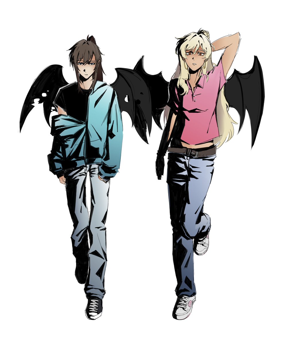 conjae11's tweet photo. obsessed with vampires lately (ii think vamps can fly?wings?=fly?) #jeckole #classof09 https://t.co/Gum8dJhbAy