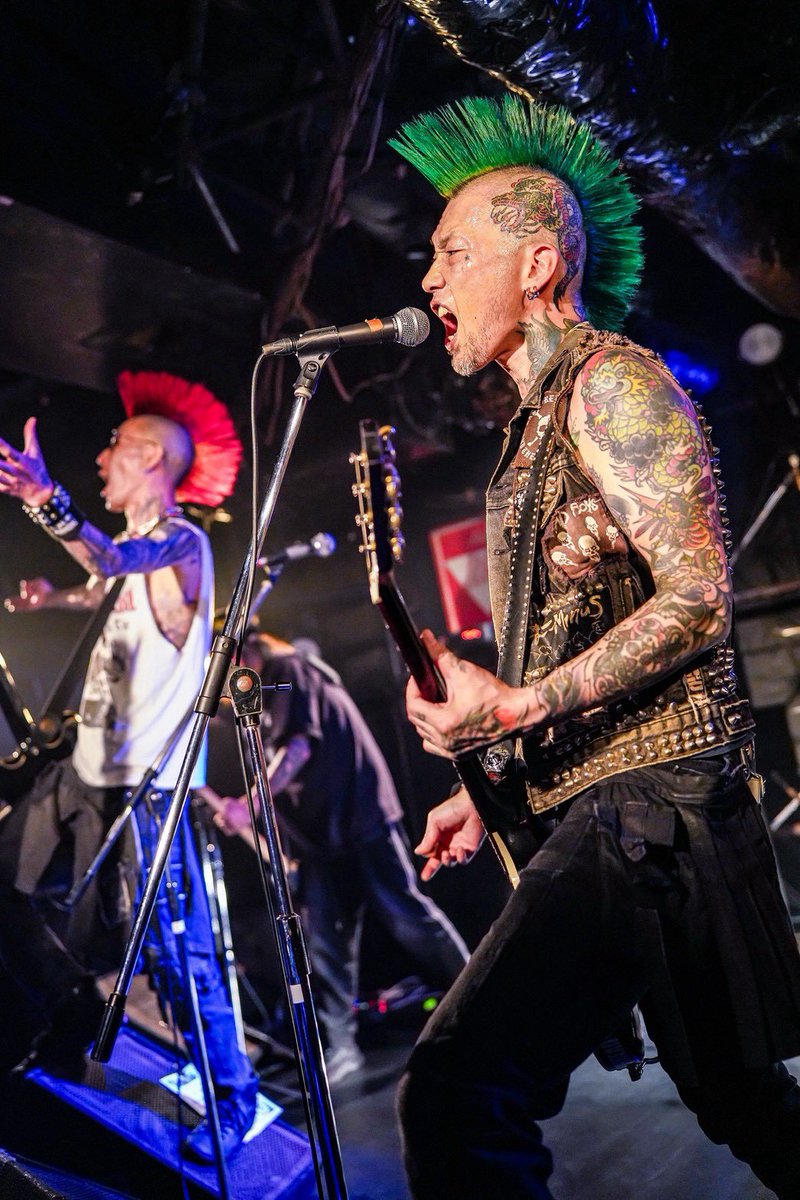 BotwinSkinhead's tweet photo. @saita_ryouhei 9.22.Tue.吉祥寺WARP
KichijojiWARP x YMD pre.
『TOP ME UP!』

@saita_ryouhei 
Big thxxxxx !!!! https://t.co/HTViEISTEl