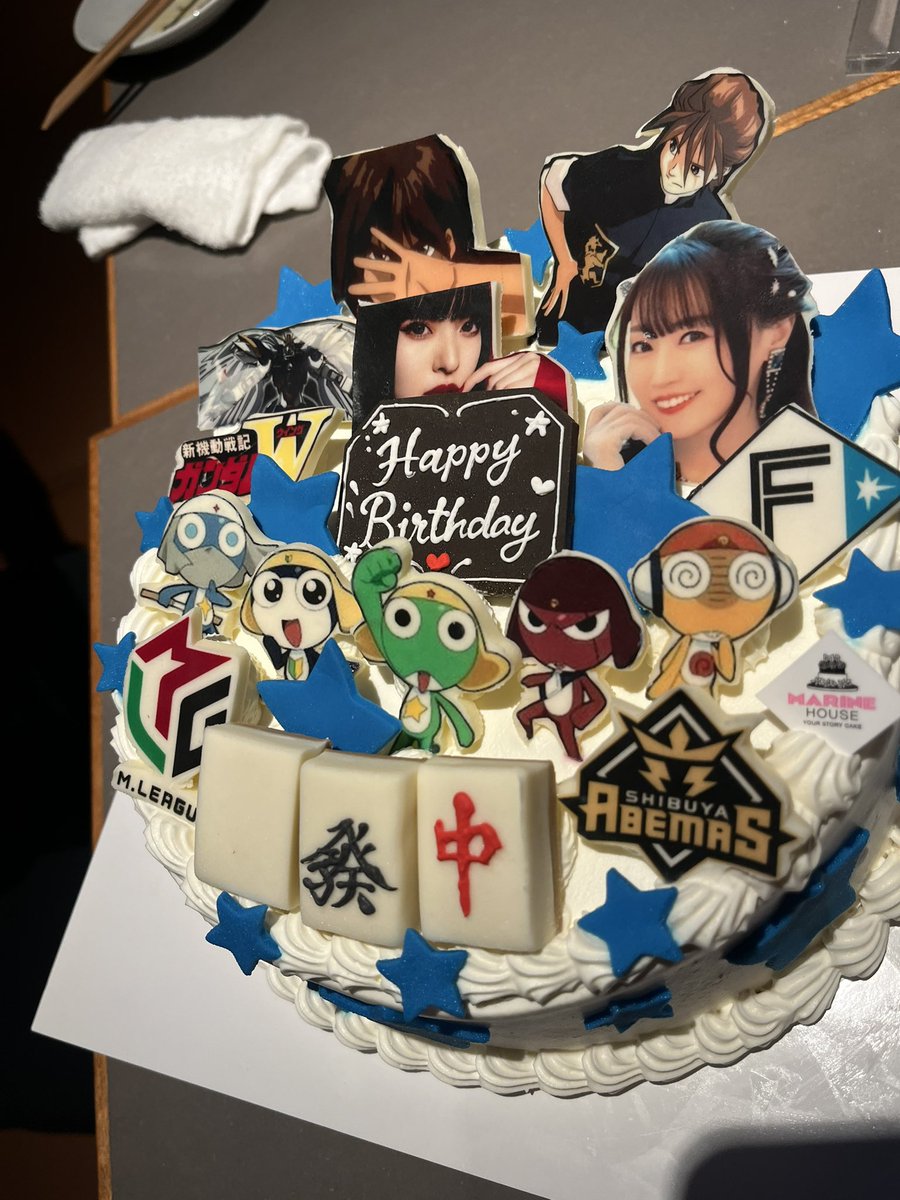 kenken_929's tweet photo. 打ち上げ&amp;お仲間のバースデー🥳 https://t.co/MRNGpqp6ij