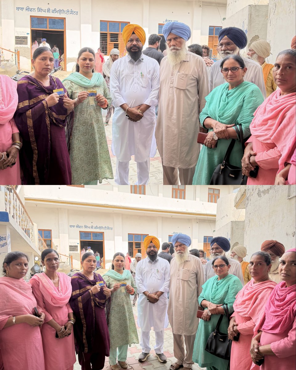 bilaspurmanjit4's tweet photo. ਅੱਜ ਹਲਕਾ ਨਿਹਾਲ ਸਿੰਘ ਵਾਲਾ ਦੇ ਪਿੰਡ ਬਿਲਾਸਪੁਰ ਵਿਖੇ ਪੰਜਾਬ ਸਰਕਾਰ ਵੱਲੋਂ ਨਵੇਂ ਰਾਸ਼ਨ ਕਾਰਡ ਅਤੇ ਮੁੱਖ ਮੰਤਰੀ ਸਿਹਤ ਯੋਜਨਾ ਤਹਿਤ ₹10 ਲੱਖ ਤੱਕ ਦੀ ਸਿਹਤ ਸਹੂਲਤ ਵਾਲੇ ਸਿਹਤ ਬੀਮਾ ਕਾਰਡ ਵੰਡੇ ਗਏ। ਇਸ ਮੌਕੇ ਲੋਕਾਂ ਨਾਲ ਮੁਲਾਕਾਤ ਕਰਕੇ ਸਰਕਾਰ ਦੀਆਂ ਲੋਕ-ਭਲਾਈ ਯੋਜਨਾਵਾਂ ਸਬੰਧੀ ਜਾਣਕਾਰੀ ਵੀ ਸਾਂਝੀ ਕੀਤੀ। https://t.co/Grz08DYvCJ