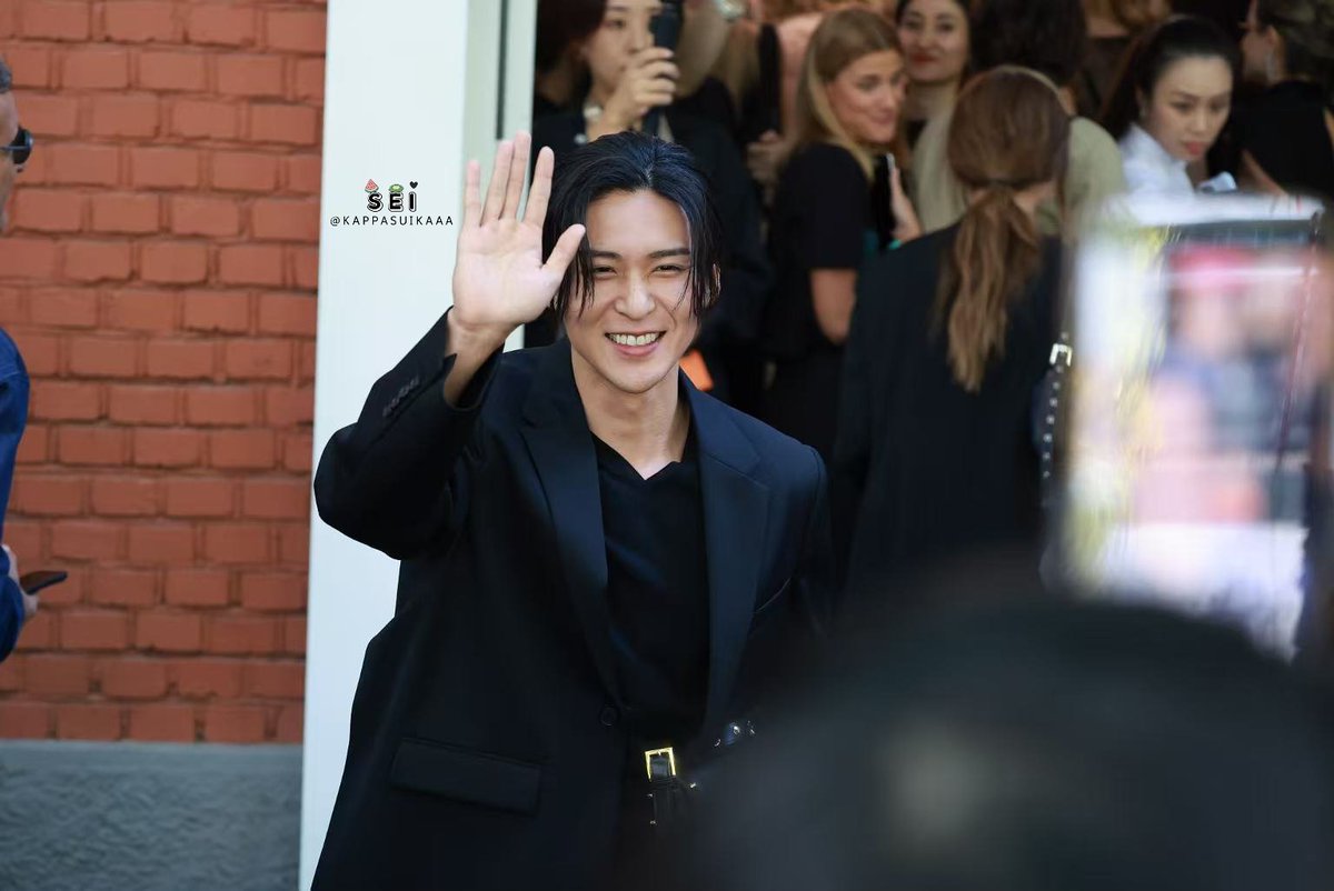 kappasuikaaa's tweet photo. 230926 FENDI SPRING/SUMMER 2027
目黒蓮 PREVIEW 

⭕️ REPOST OK 

 ❌️ PLEASE DO NOT CROP MY LOGO OUT ❌️ 

 ❌️ DO NOT EDIT W/O PERMISSION ❌️ 

Let's get the show started ✨️

#RenMeguro 
#目黒蓮 
#RenMeguroxFendi
#Fendi 
#FendiSS27 https://t.co/IJ1hokEqji