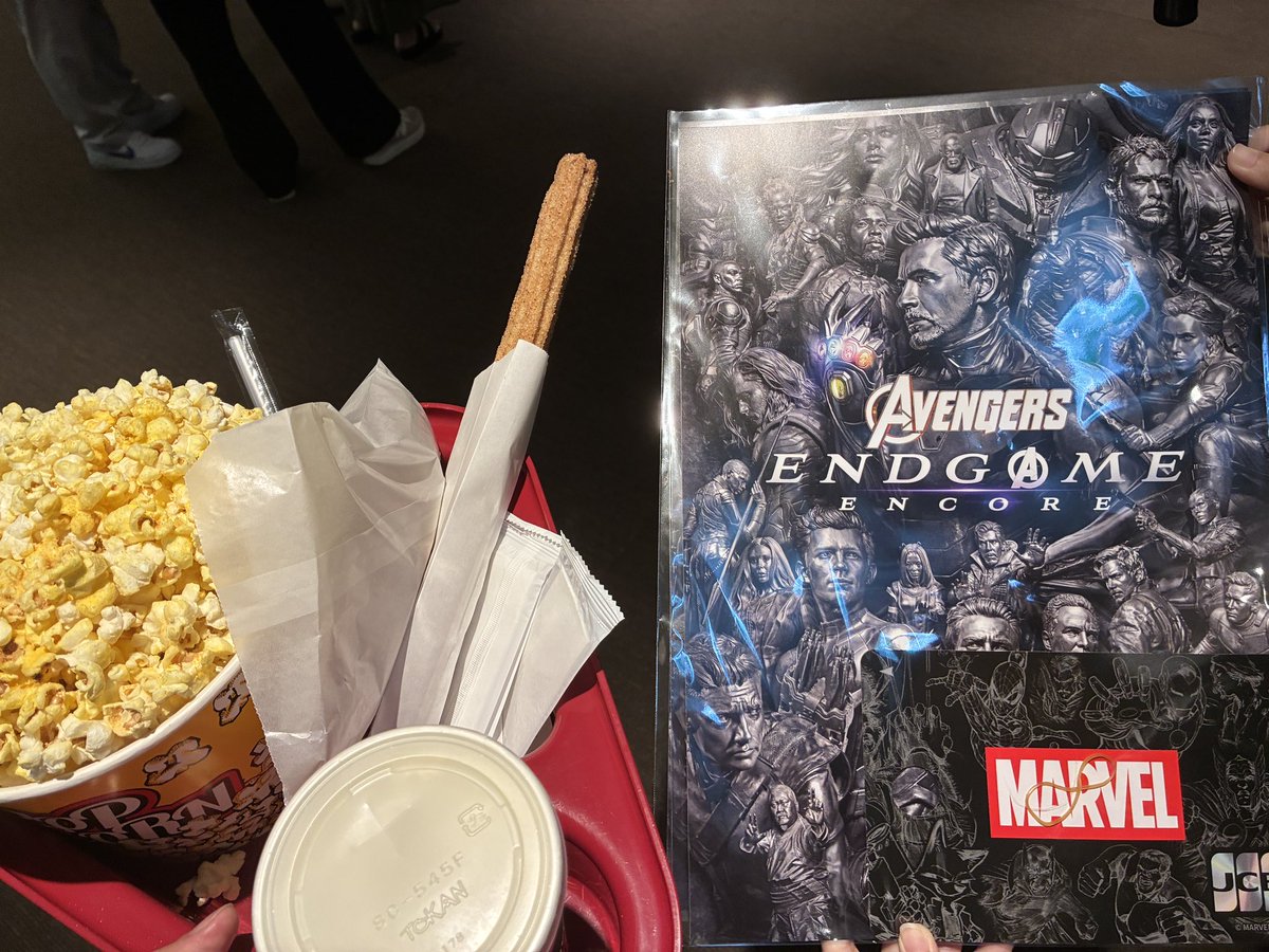F4RR25's tweet photo. エンドゲーム！
この座席数、すぐ売れ切れは凄いな
追加シーン5.6箇所？予告3箇所、おまけ2
ロキのドラマ見てからからだと尚いい。　

ドゥームの声、軽すぎない？ https://t.co/ZiK46zVNjq